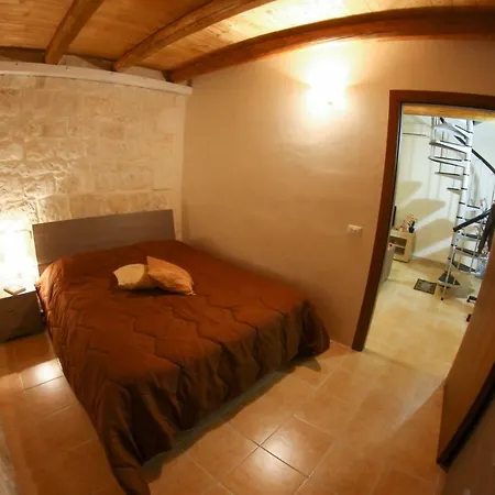 L'insula Lejlighed Scicli